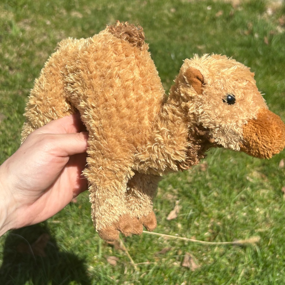 Douglas Cuddle Toys Plush Lawrence the Camel | 7” Stuffed Arabian Dromedary